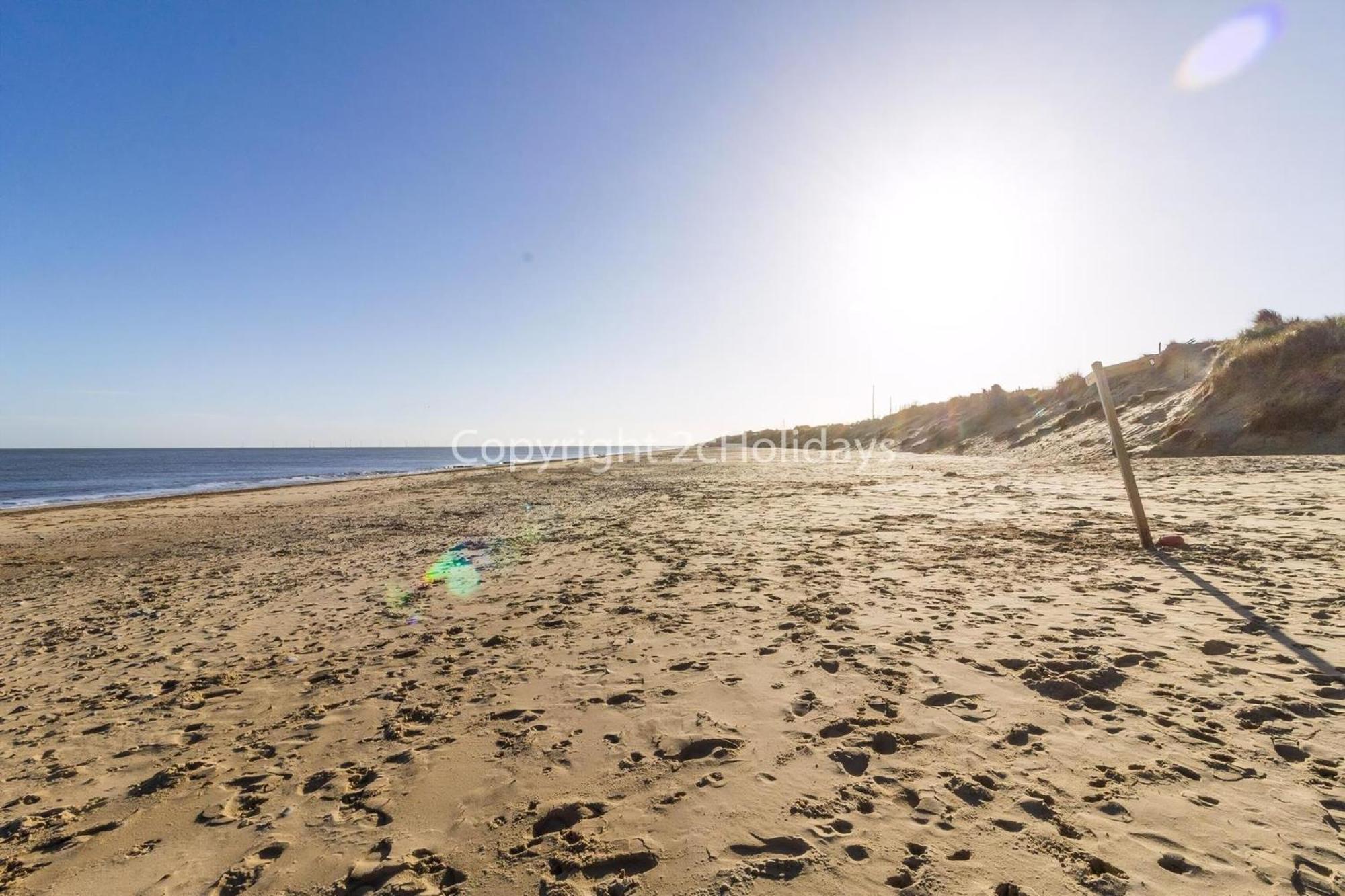 Great 3 Bedroom Chalet To Hire With In Hemsby, Great Seaside Break! Ref 18194B Buitenkant foto