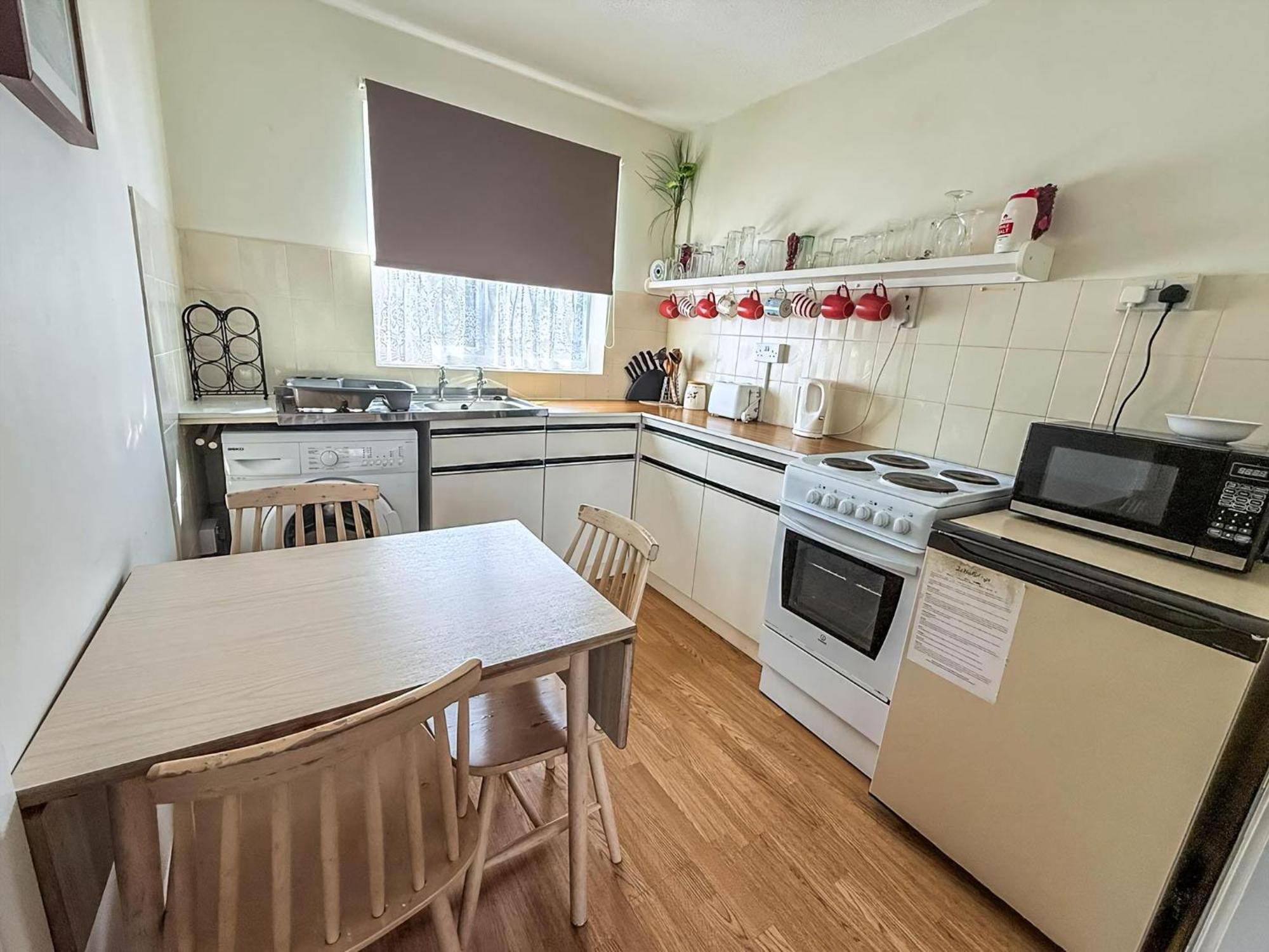 Great 3 Bedroom Chalet To Hire With In Hemsby, Great Seaside Break! Ref 18194B Buitenkant foto