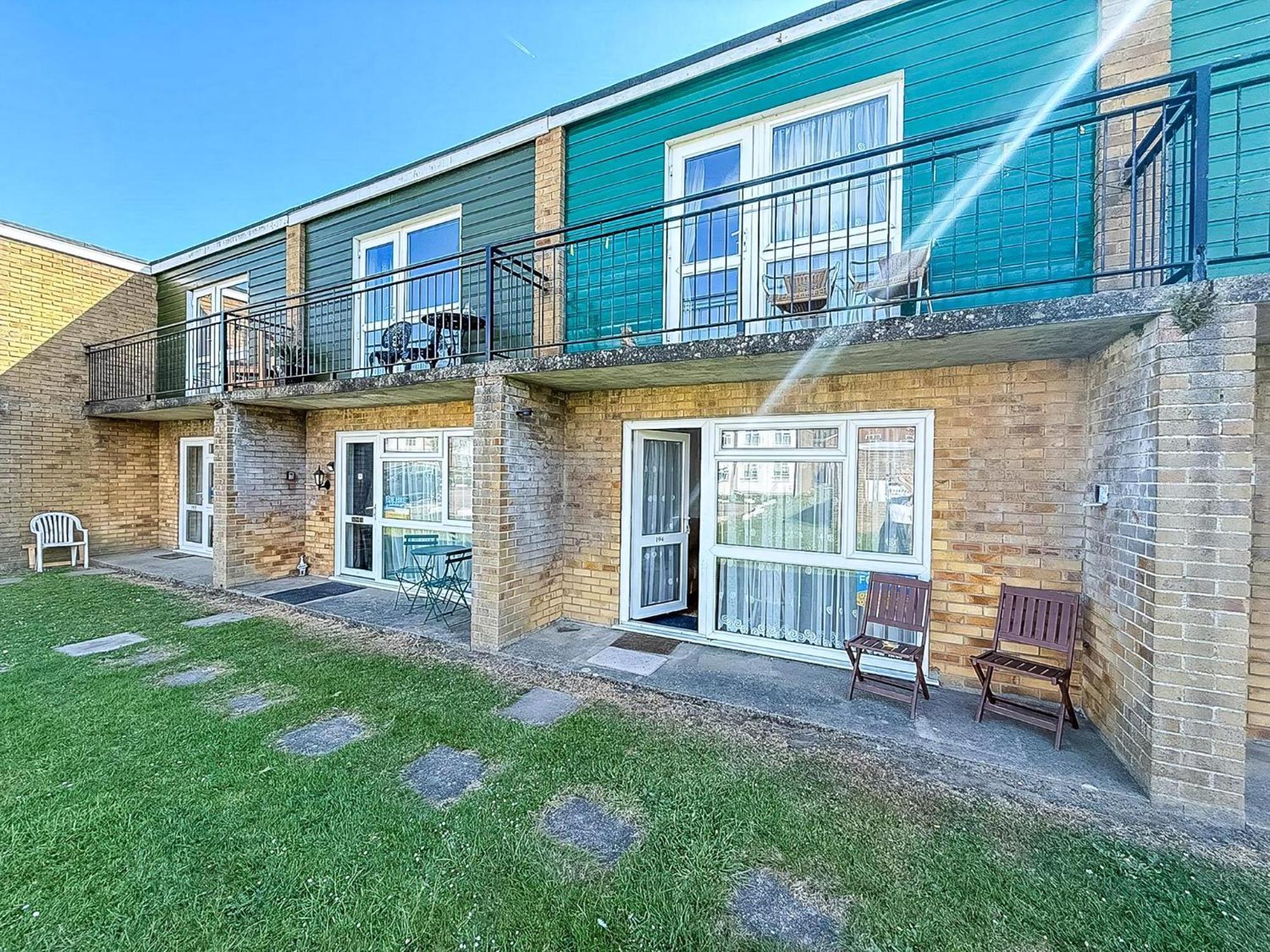 Great 3 Bedroom Chalet To Hire With In Hemsby, Great Seaside Break! Ref 18194B Buitenkant foto